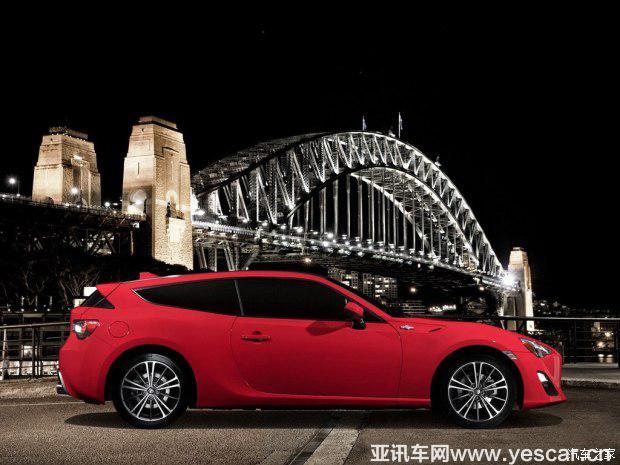 豐田(進(jìn)口) 豐田86 2016款 Shooting Brake 豐田(進(jìn)口) 豐田86 2016款 Shooting Brake