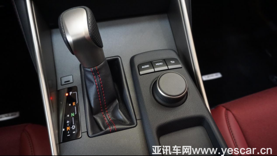 13133136dd51b908478408.png IS200t試駕576.png