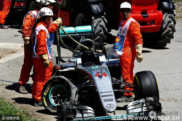 梅奔內(nèi)斗早有先例！領(lǐng)隊(duì)稱撞車責(zé)任難以界定