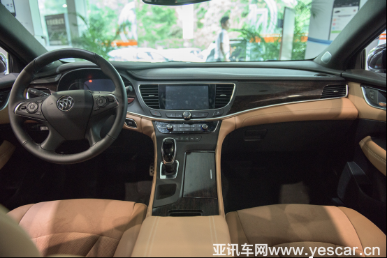 16105047dfc32139c19212.png 新君越902.png