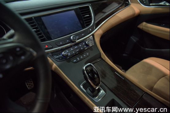 16105104f8f357124b8006.png 新君越1064.png