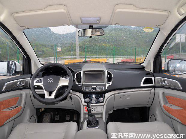 北汽銀翔 北汽幻速H3F 2016款 1.5L 舒適型 北汽銀翔 北汽幻速H3F 2016款 1.5L 舒適型