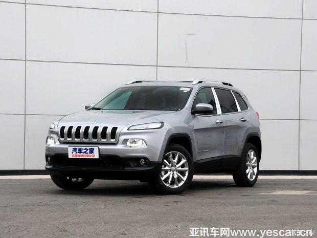 Jeep(進(jìn)口) 自由光(進(jìn)口) 2014款 2.4L 豪華版 Jeep(進(jìn)口) 自由光(進(jìn)口) 2014款 2.4L 豪華版