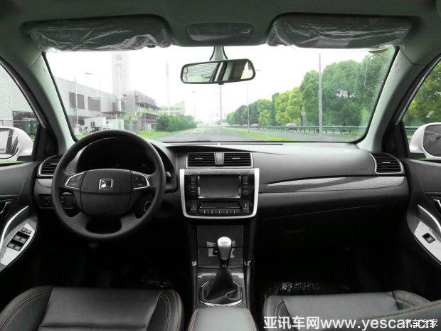 眾泰汽車 眾泰Z300 2016款 新視界 1.5L 手動進(jìn)取型天窗版