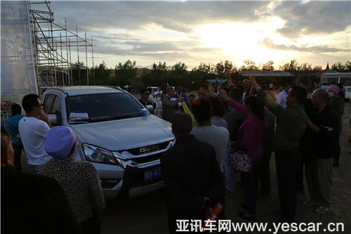 13162213a216c2cf5d8666.jpg mu-X的車型推介會.JPG