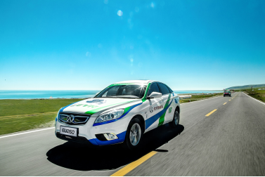 201358588c4e416dc49036.png 【產(chǎn)品稿】美馭青海 北汽新能源EU260縱橫高原之巔868.png