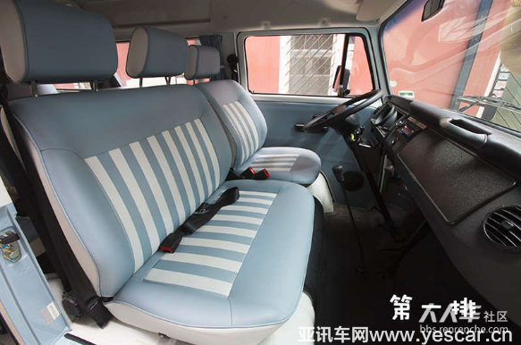 2019124524bce407c05070.png 0620-11人人車“豪華套餐”推薦:全球限量1200臺的經典車VW T23845.png