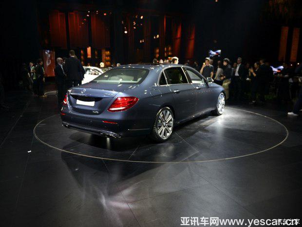 北京奔馳 奔馳E級 2016款 E 320 L 4MATIC 北京奔馳 奔馳E級 2016款 E 320 L 4MATIC