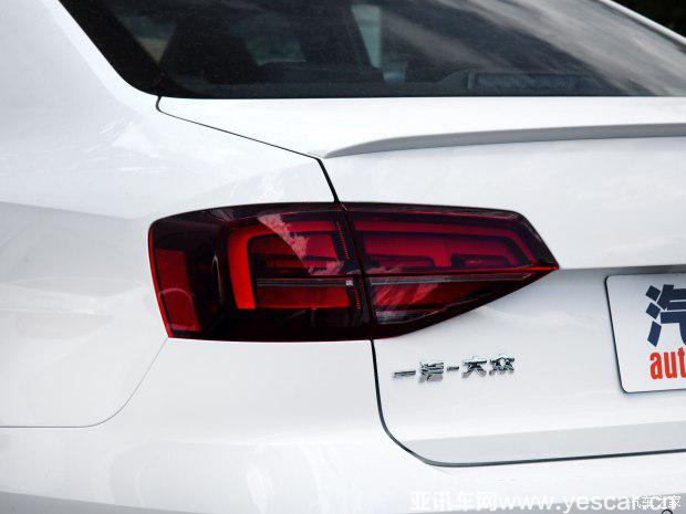 一汽-大眾 速騰 2016款 280TSI 自動(dòng)R-Line 一汽-大眾 速騰 2016款 280TSI 自動(dòng)R-Line