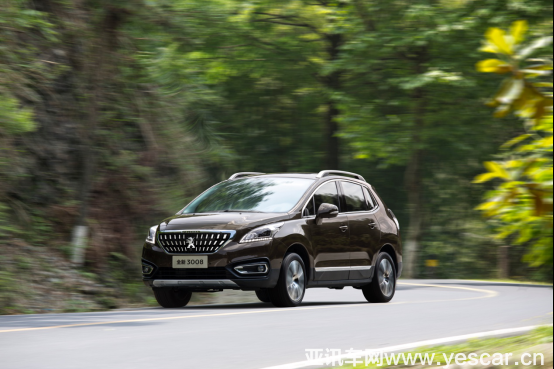 5-【上市預(yù)熱稿】顏智兼?zhèn)渥o(hù)航逐樂生活 全新3008即將上市330.png