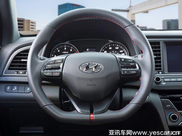 現(xiàn)代(進(jìn)口) 伊蘭特(海外) 2017款 Sport