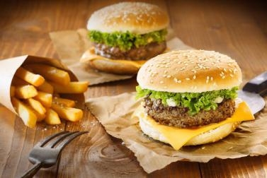 時尚、速度、賽車的狂歡，即將來襲！ 時尚、速度、瘋狂賽車，