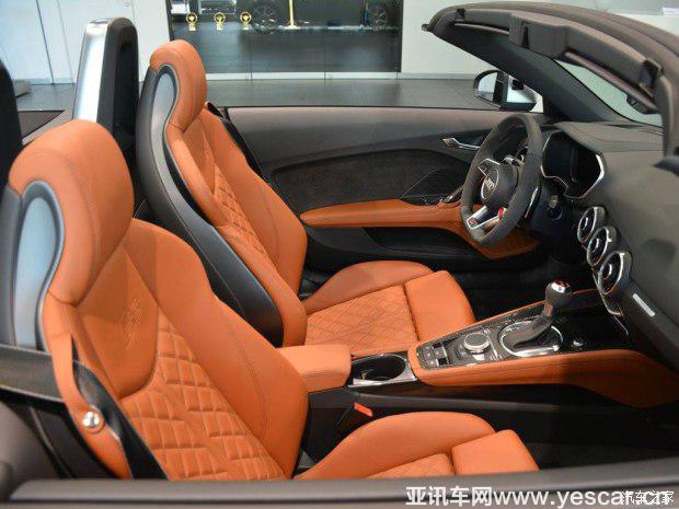 奧迪RS 奧迪TT RS 2016款 TT RS Roadster 奧迪RS 奧迪TT RS 2016款 TT RS Roadster