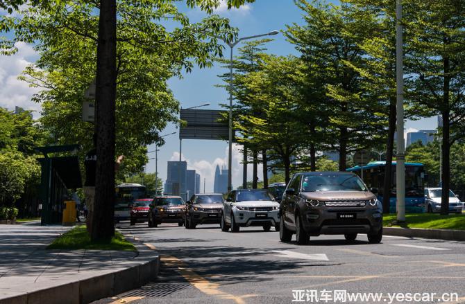 2215162011b63ad85a6338.jpg “征城挑戰(zhàn)營-2016年款路虎攬勝極光&發(fā)現(xiàn)神行體驗會”在深圳舉行-09.jpg