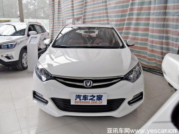 長(zhǎng)安汽車(chē) 逸動(dòng) 2016款 XT 1.6L 手動(dòng)俊酷型 國(guó)V 長(zhǎng)安汽車(chē) 逸動(dòng) 2016款 XT 1.6L 手動(dòng)俊酷型 國(guó)V