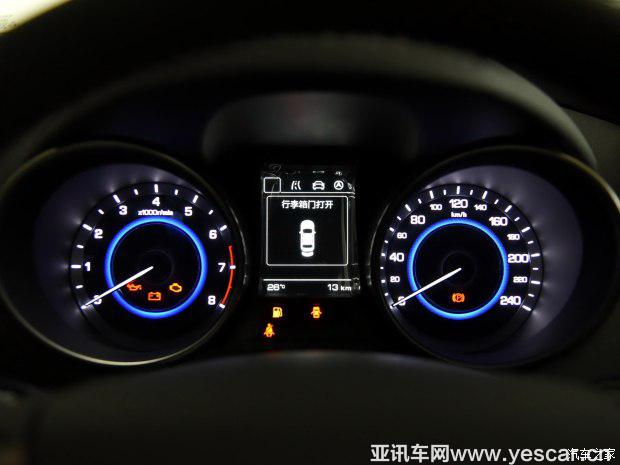 長(zhǎng)安汽車(chē) 逸動(dòng) 2016款 XT 1.6L 手動(dòng)俊酷型 國(guó)V 長(zhǎng)安汽車(chē) 逸動(dòng) 2016款 XT 1.6L 手動(dòng)俊酷型 國(guó)V