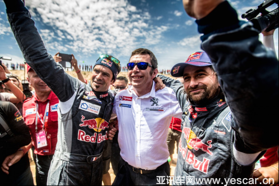 25113908495734537b9506.png 18-再續(xù)賽道傳奇 標(biāo)致車隊(duì)榮膺2016絲綢之路拉力賽桂冠161.png