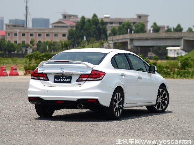 東風(fēng)本田 思域 2014款 2.4L 手動(dòng)Si 東風(fēng)本田 思域 2014款 2.4L 手動(dòng)Si