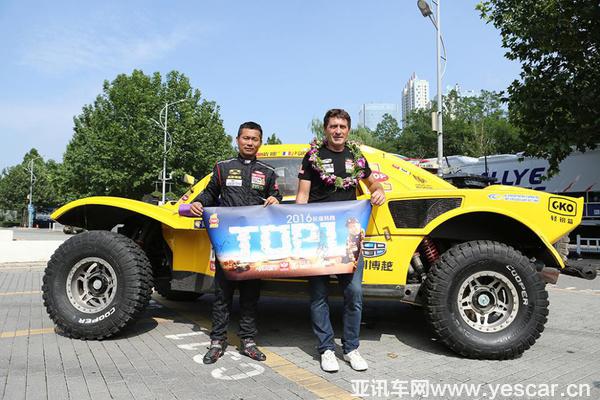 TOP1冠軍車手韓魏獲得絲綢之路兩驅(qū)汽油組冠軍，突破潤滑油助力巔峰之戰(zhàn) 