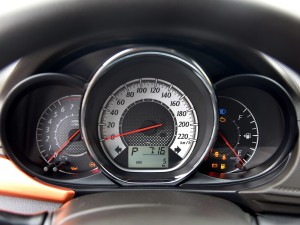 廣汽豐田 YARiS L 致炫 2016款 1.5G 自動(dòng)勁速天窗版 廣汽豐田 YARiS L 致炫 2016款 1.5G 自動(dòng)勁速天窗版