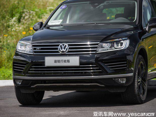 大眾(進(jìn)口) 途銳 2017款 3.0TSI 行政版