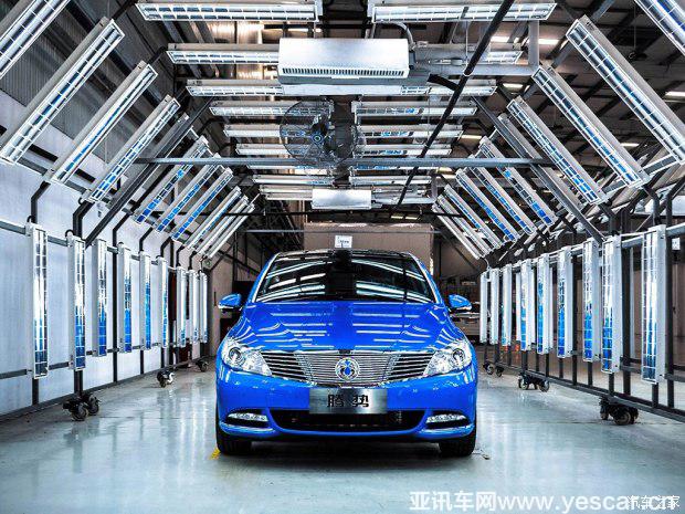 比亞迪戴姆勒 騰勢(shì) 2016款 榮耀版 比亞迪戴姆勒 騰勢(shì) 2016款 榮耀版