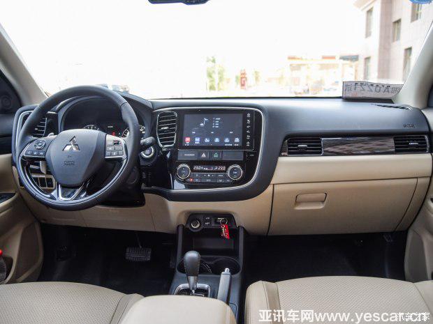 廣汽三菱 歐藍德 2016款 基本型 廣汽三菱 歐藍德 2016款 基本型