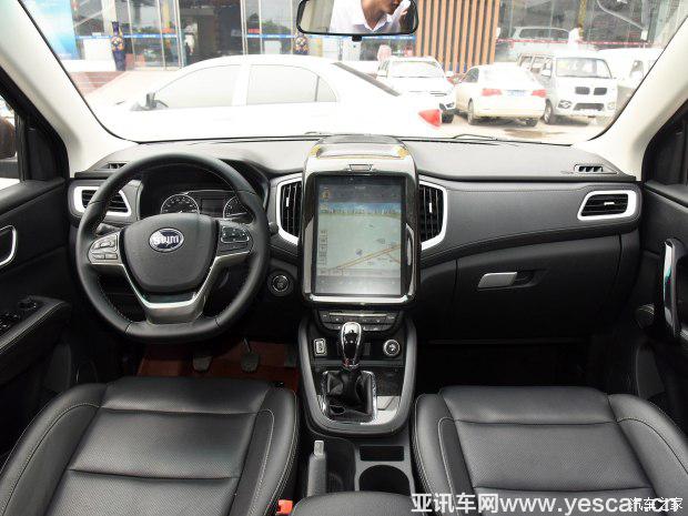 華晨鑫源 斯威X7 2016款 1.8L 手動(dòng)尊貴型 華晨鑫源 斯威X7 2016款 1.8L 手動(dòng)尊貴型