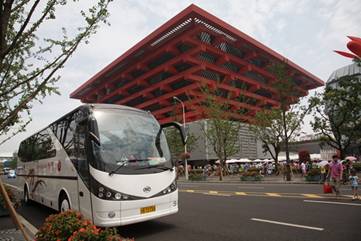 服務(wù)于上海世博會(huì)的安凱純電動(dòng)客車(chē)_副本