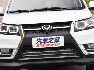 北汽銀翔 北汽幻速S3L 2016款 1.5L 手動尊貴型 北汽銀翔 北汽幻速S3L 2016款 1.5L 手動尊貴型