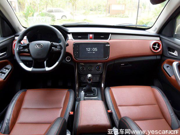 北汽銀翔 北汽幻速S3L 2016款 1.5L 手動尊貴型 北汽銀翔 北汽幻速S3L 2016款 1.5L 手動尊貴型