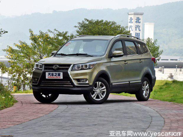 北汽銀翔 北汽幻速S3L 2016款 1.5L 手動尊享型