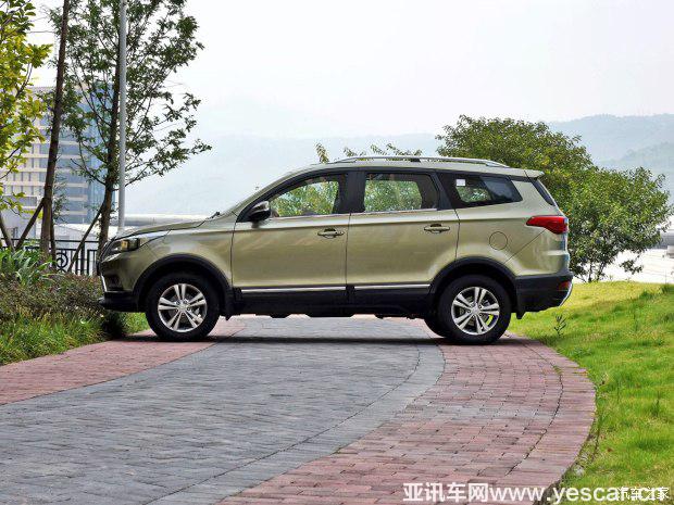 北汽銀翔 北汽幻速S3L 2016款 1.5L 手動尊貴型