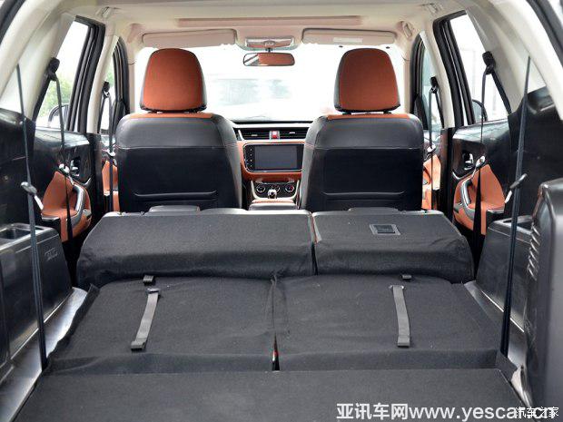 北汽銀翔 北汽幻速S3L 2016款 1.5L 手動尊貴型