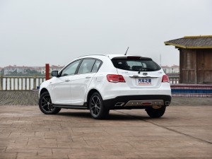 吉利汽車 帝豪 2017款 兩廂RS百萬款 1.5L 手動向上版 吉利汽車 帝豪 2017款 兩廂RS百萬款 1.5L 手動向上版