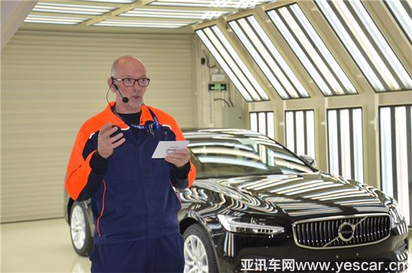 DSC_0102.JPG DSC_0102.JPG