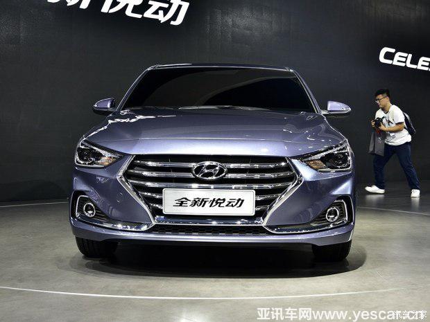 北京現(xiàn)代 悅動(dòng) 2017款 基本型 北京現(xiàn)代 悅動(dòng) 2017款 基本型