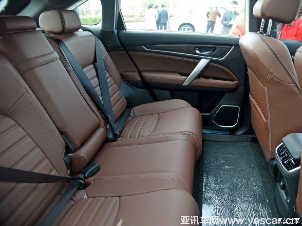 東風(fēng)本田 本田UR-V 2017款 基本型 東風(fēng)本田 本田UR-V 2017款 基本型