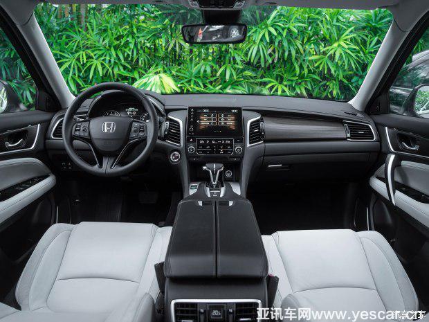 廣汽本田 冠道 2017款 240TURBO 兩驅尊享版 廣汽本田 冠道 2017款 240TURBO 兩驅尊享版