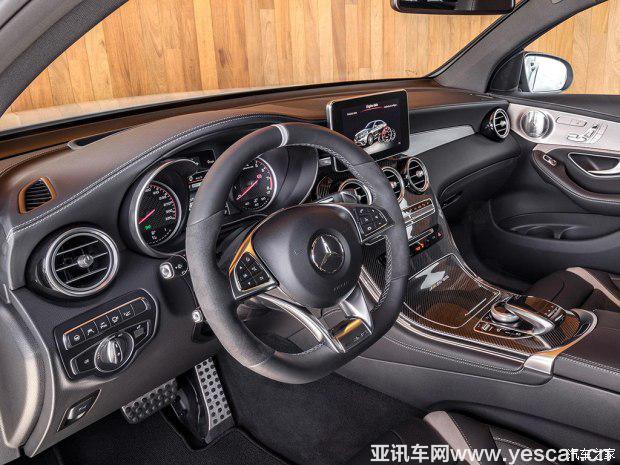 梅賽德斯-AMG 奔馳GLC AMG 2017款 AMG GLC 63 S 4MATIC Coupe 梅賽德斯-AMG 奔馳GLC AMG 2017款 AMG GLC 63 S 4MATIC Coupe