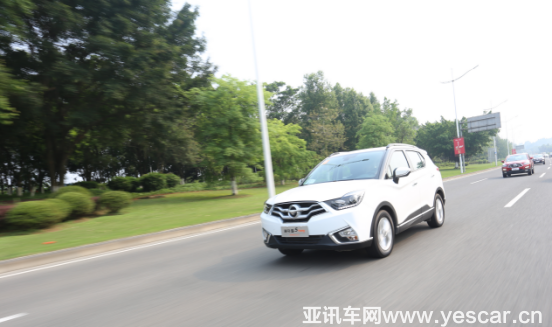 30094222738deddf424216.png 【海馬汽車新聞稿件】海馬S5強(qiáng)動(dòng)力版&海馬S5 Young區(qū)域上市442.png