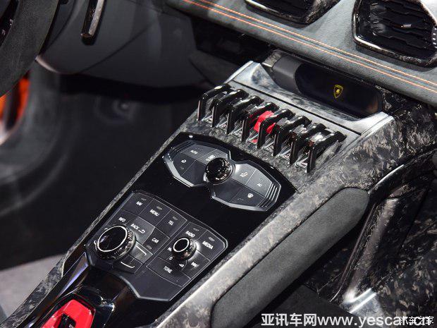 蘭博基尼 Huracan 2017款 Performante