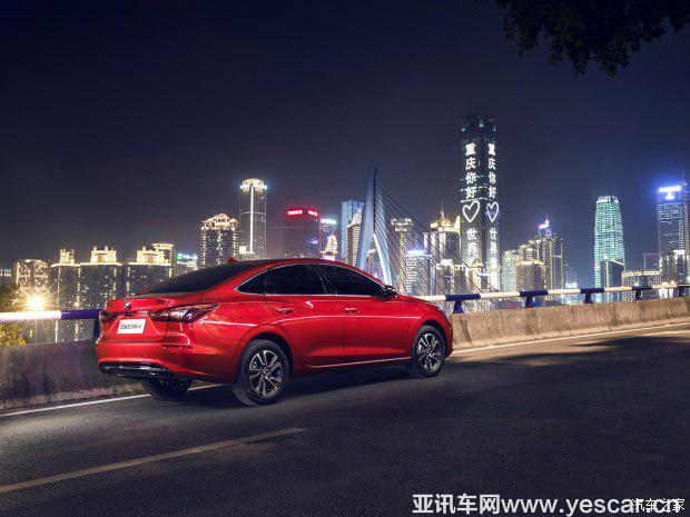 長(zhǎng)安汽車 逸動(dòng) 長(zhǎng)安汽車 逸動(dòng)