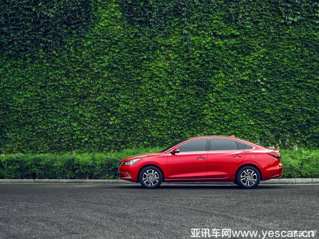 長(zhǎng)安汽車 逸動(dòng) 長(zhǎng)安汽車 逸動(dòng)