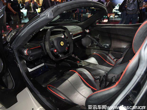 法拉利 LaFerrari 2017款 6.3L 敞篷版 法拉利 LaFerrari 2017款 6.3L 敞篷版