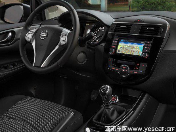 日產(chǎn)(進口) Pulsar 2017款 Black Edition 日產(chǎn)(進口) Pulsar 2017款 Black Edition