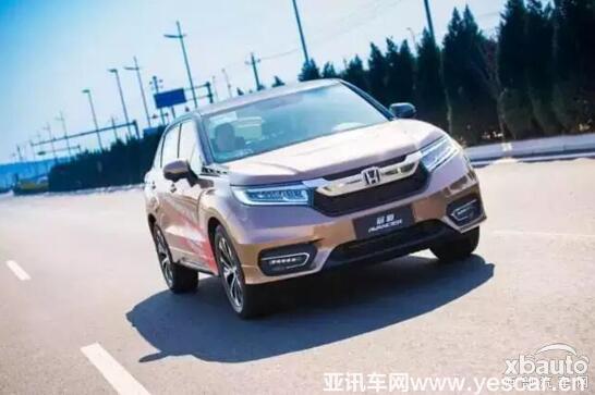 冠道240TURBO試駕，內(nèi)飾、動(dòng)力、操控總有一個(gè)吸引你