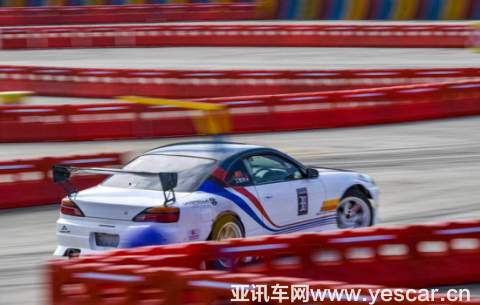 02101314d6a042644f2808.png 2017首屆賽通飄移精英賽完美收官1000.png