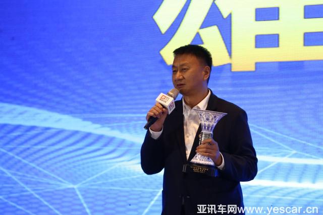 一汽豐田汽車銷售有限公司總經(jīng)理田青久 榮獲寰球汽車年度營(yíng)銷人物“雄獅獎(jiǎng)”
