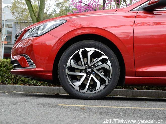 第二代逸動PK帝豪GL 第二代逸動PK帝豪GL